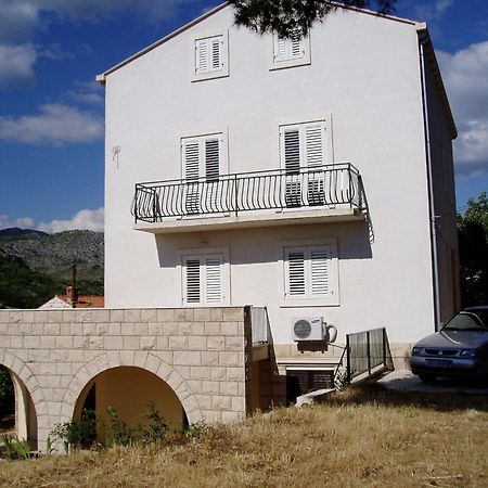 Apartmani Kljunak Затон Екстериор снимка
