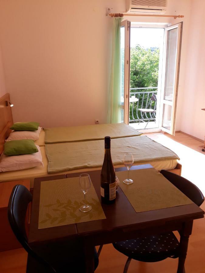 Apartmani Kljunak Затон Екстериор снимка