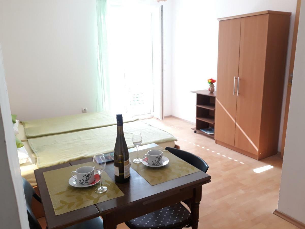 Apartmani Kljunak Затон Екстериор снимка