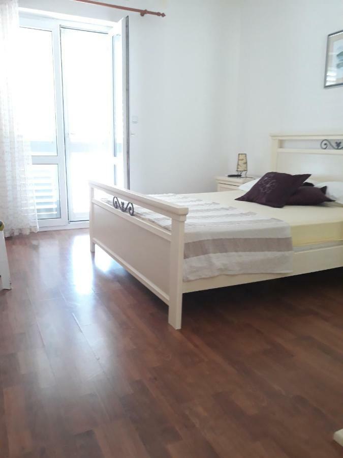 Apartmani Kljunak Затон Екстериор снимка